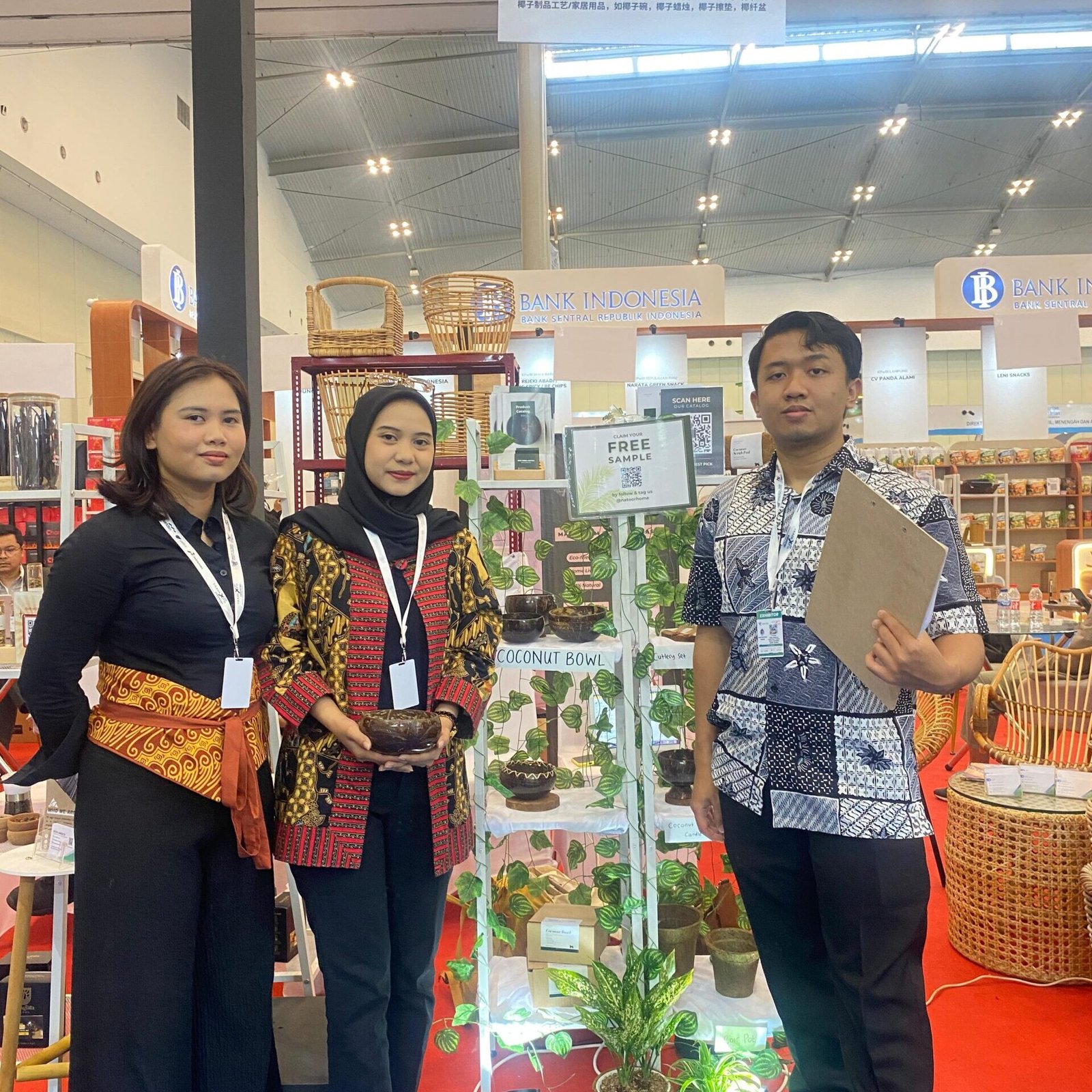 Team PT Aneka Unggulan Nusantara during live showcase